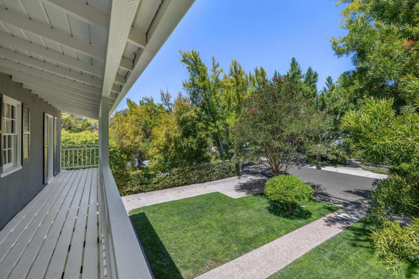 Detail Gallery Image 23 of 38 For 1310 Greenwood Ave, Palo Alto,  CA 94301 - 4 Beds | 3/1 Baths