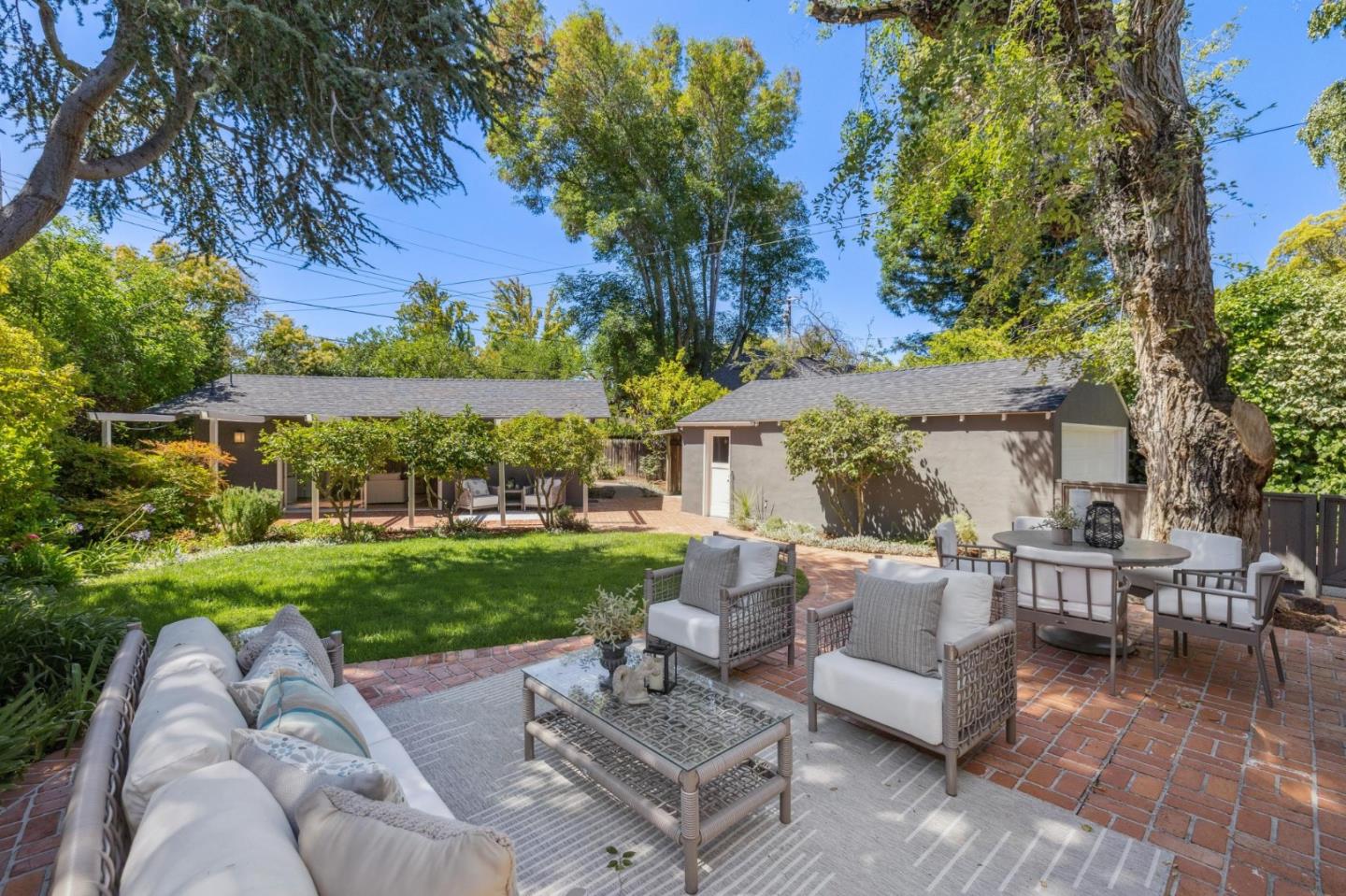 Detail Gallery Image 26 of 38 For 1310 Greenwood Ave, Palo Alto,  CA 94301 - 4 Beds | 3/1 Baths