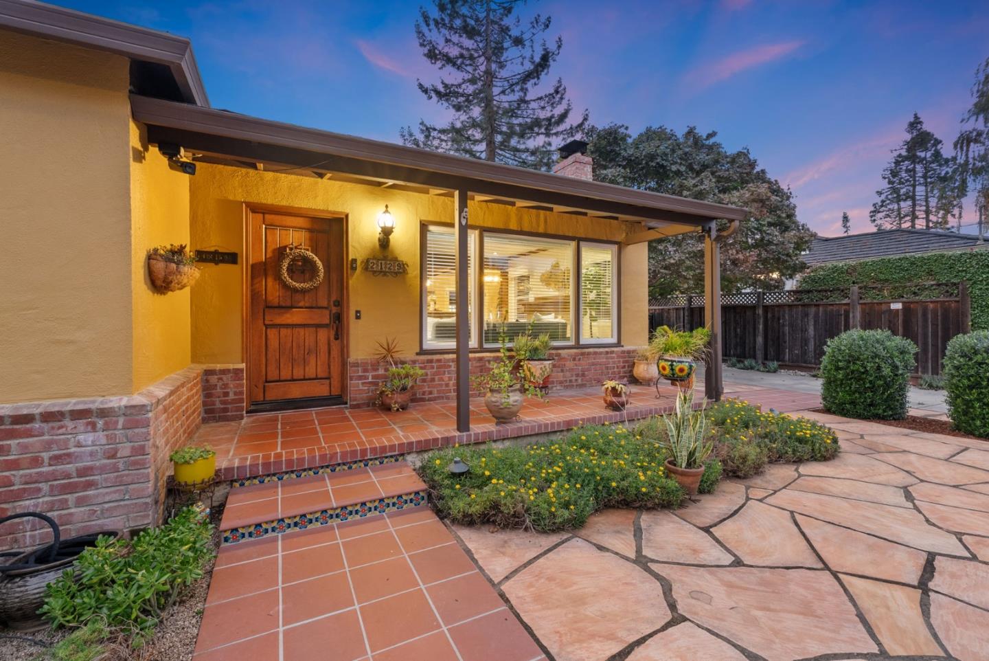 Detail Gallery Image 3 of 52 For 2129 Bello Ave, San Jose,  CA 95125 - 3 Beds | 2 Baths