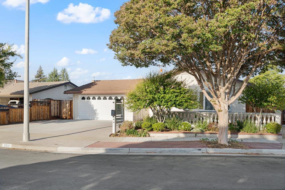 Detail Gallery Image 52 of 63 For 788 Mayten Tree Ct, Sunnyvale,  CA 94086 - 4 Beds | 2 Baths