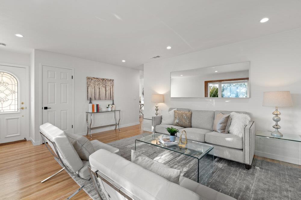 Detail Gallery Image 7 of 63 For 788 Mayten Tree Ct, Sunnyvale,  CA 94086 - 4 Beds | 2 Baths