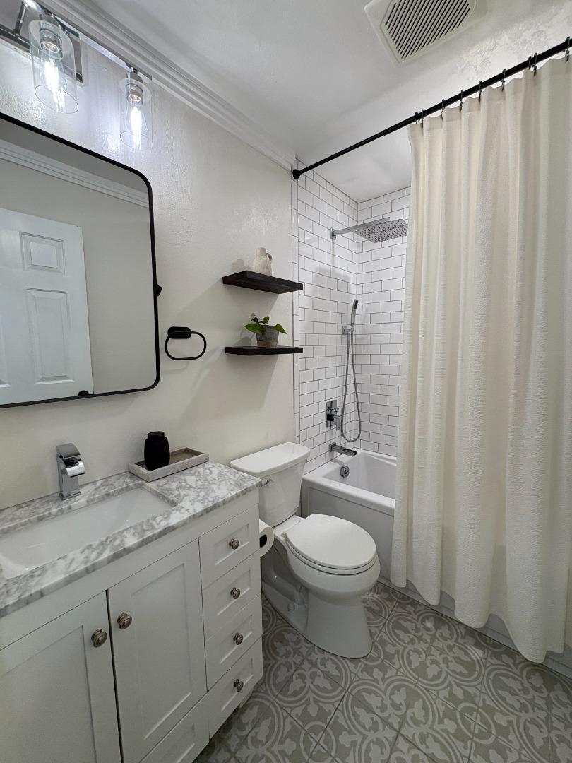 Detail Gallery Image 10 of 14 For 3425 Dormer Ave, Concord,  CA 94519 - 3 Beds | 2 Baths