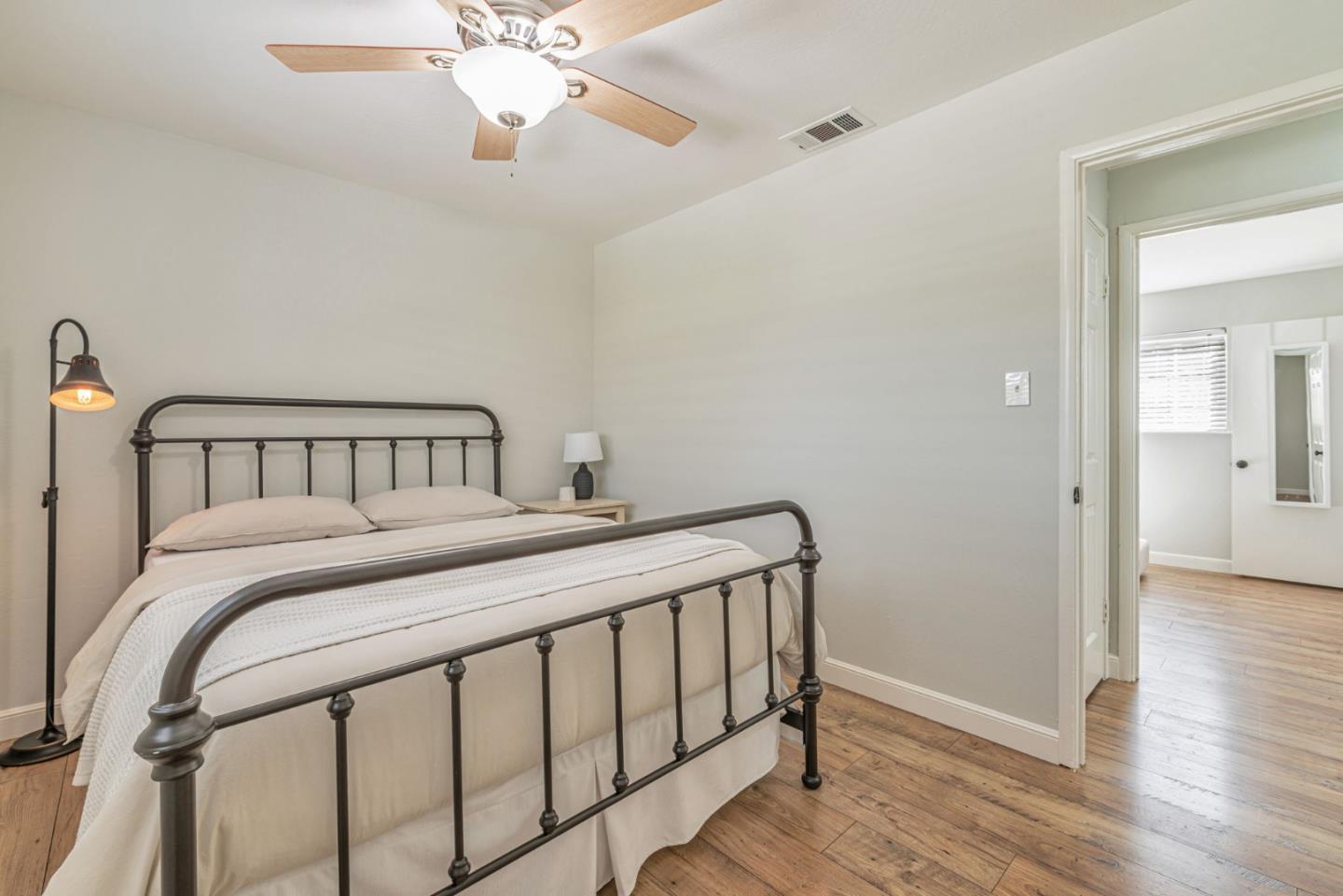 Detail Gallery Image 17 of 28 For 3425 Dormer Ave, Concord,  CA 94519 - 3 Beds | 2 Baths