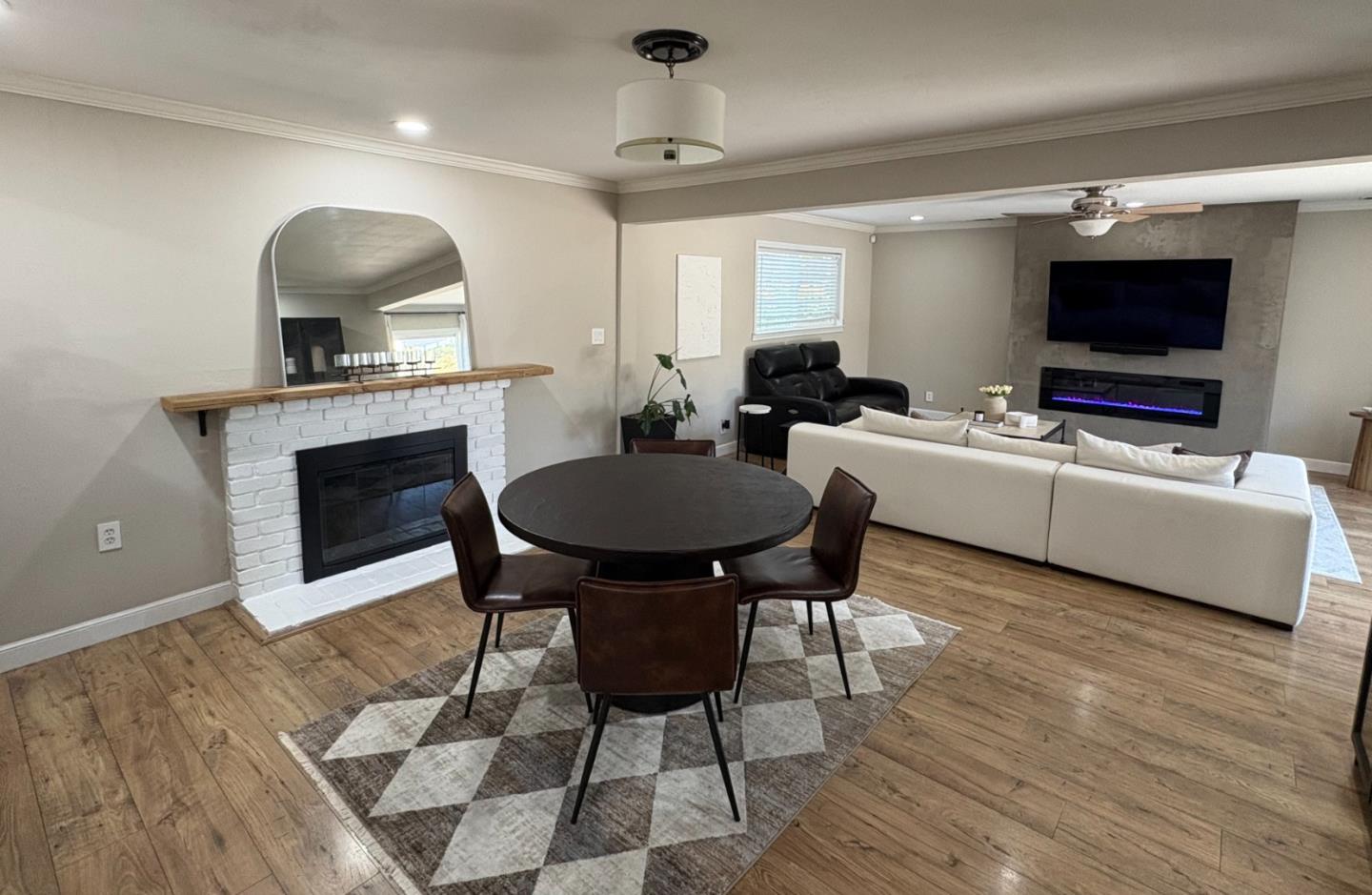 Detail Gallery Image 3 of 14 For 3425 Dormer Ave, Concord,  CA 94519 - 3 Beds | 2 Baths