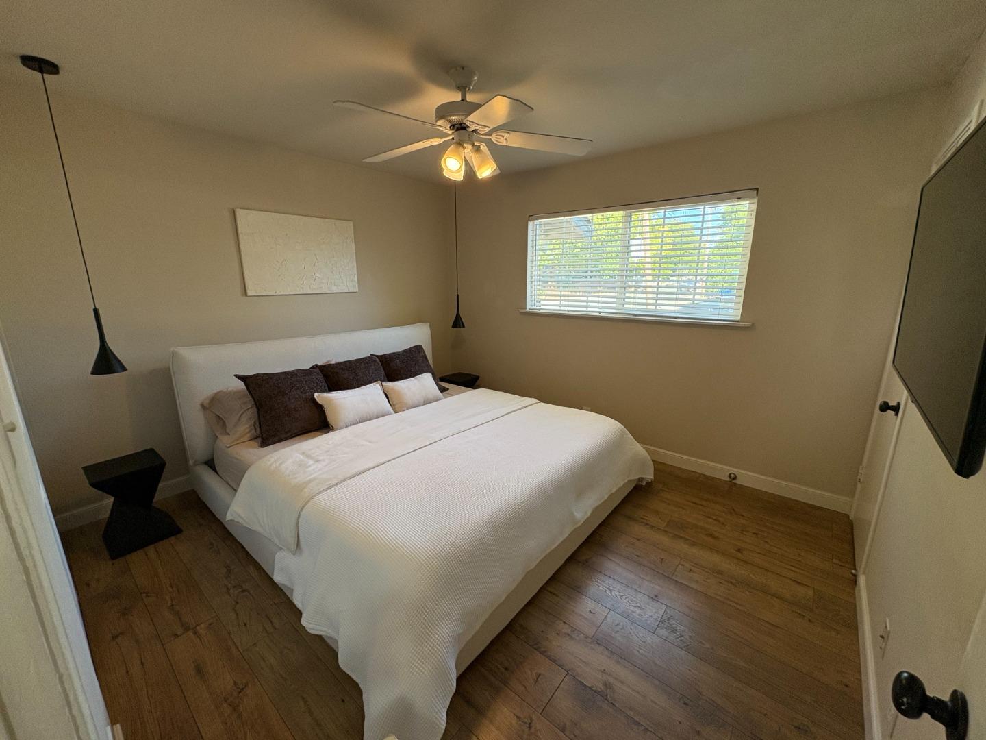 Detail Gallery Image 6 of 14 For 3425 Dormer Ave, Concord,  CA 94519 - 3 Beds | 2 Baths