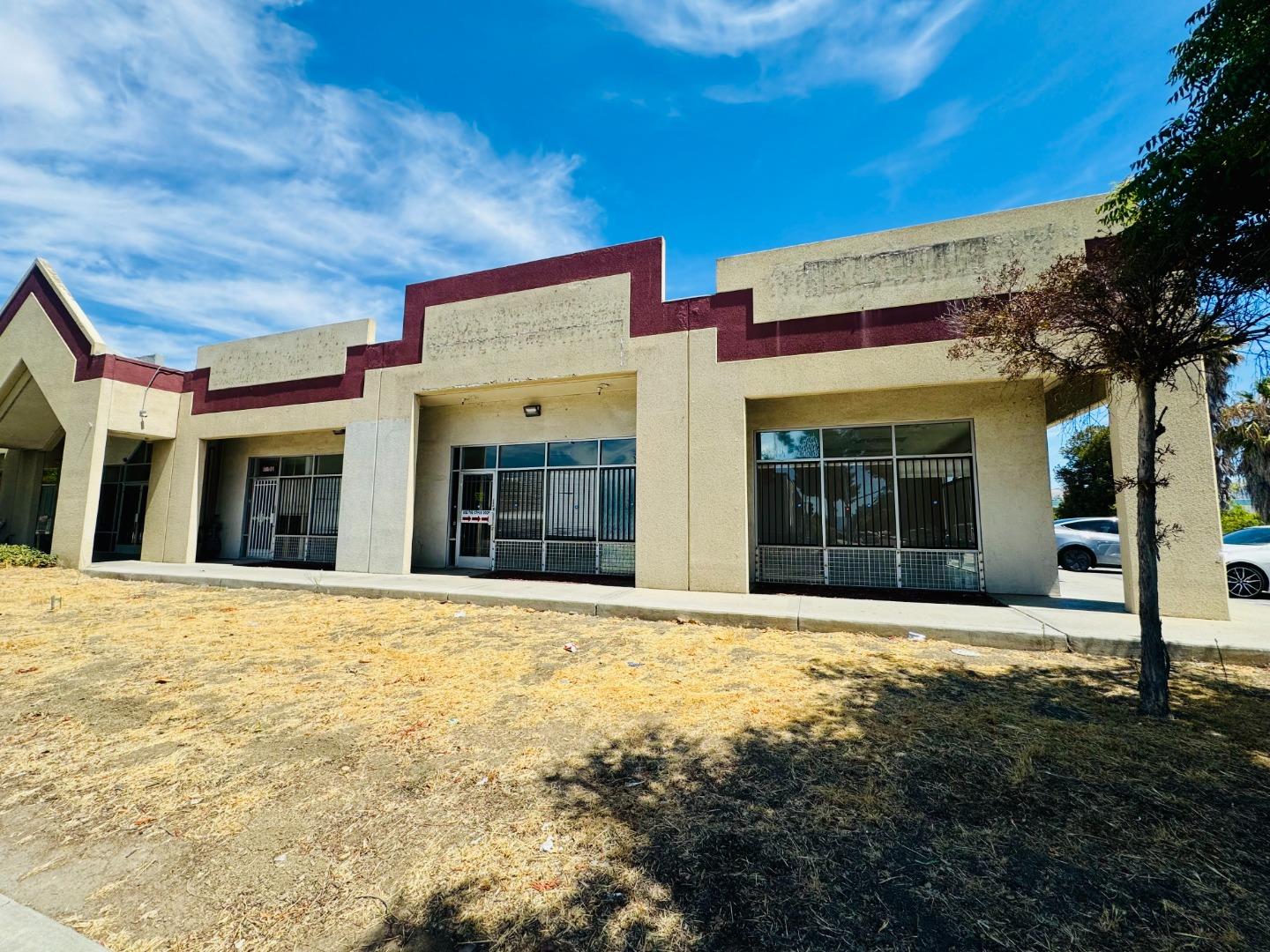 Detail Gallery Image 6 of 6 For 2114 Senter Rd #1,  San Jose,  CA 95112 - – Beds | – Baths