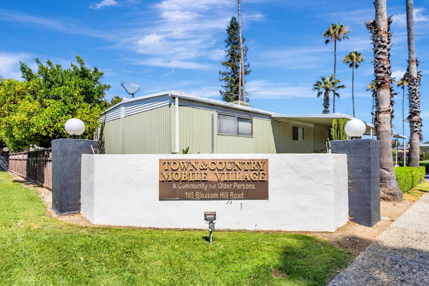 Detail Gallery Image 37 of 37 For 195 Blossom Hill Rd #229,  San Jose,  CA 95123 - 3 Beds | 2 Baths