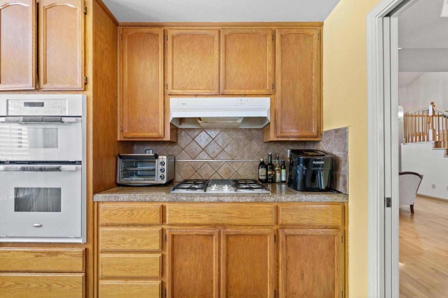 Detail Gallery Image 24 of 66 For 70 Meadowland Dr, Milpitas,  CA 95035 - 5 Beds | 3 Baths