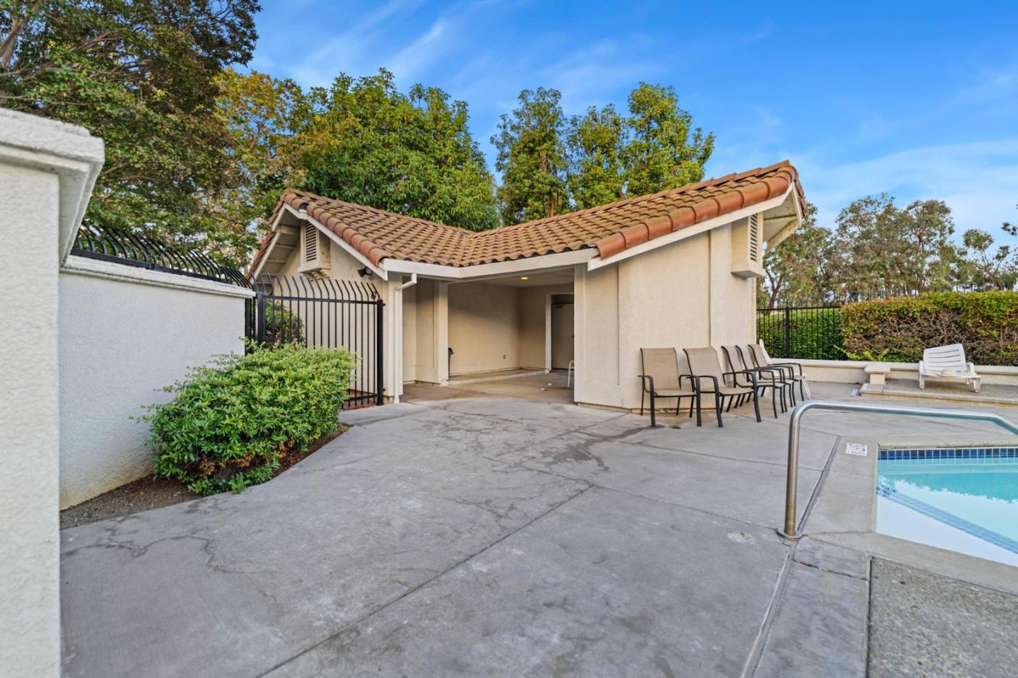 Detail Gallery Image 59 of 66 For 70 Meadowland Dr, Milpitas,  CA 95035 - 5 Beds | 3 Baths