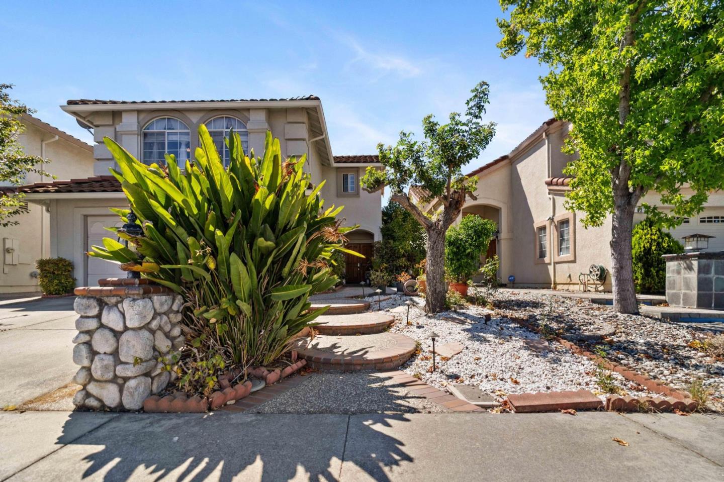 Detail Gallery Image 9 of 66 For 70 Meadowland Dr, Milpitas,  CA 95035 - 5 Beds | 3 Baths