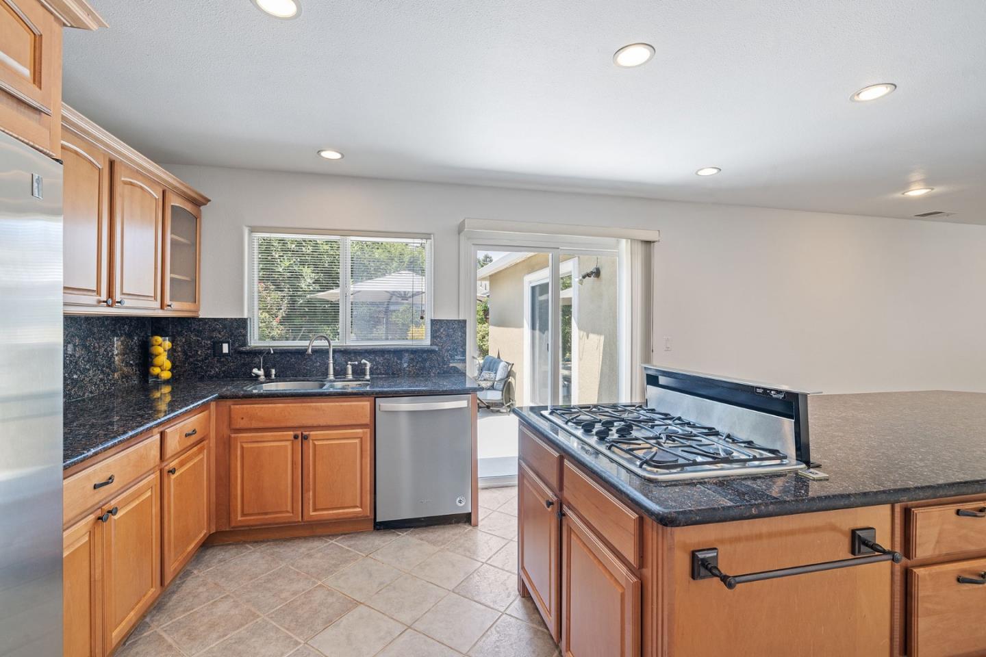 Detail Gallery Image 14 of 40 For 5301 Olstad Ct, San Jose,  CA 95111 - 3 Beds | 2 Baths