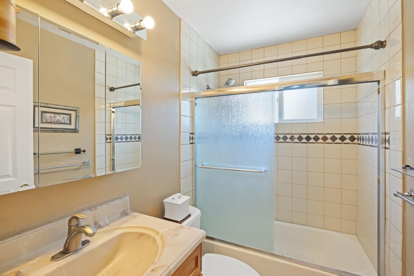 Detail Gallery Image 19 of 40 For 5301 Olstad Ct, San Jose,  CA 95111 - 3 Beds | 2 Baths