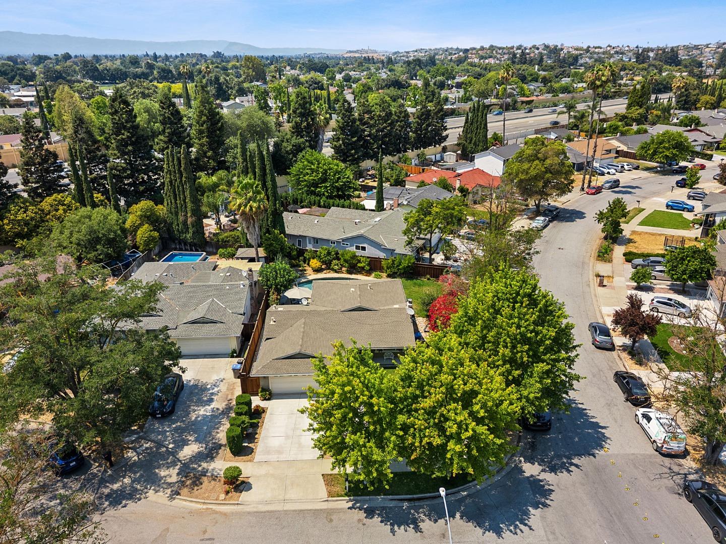 Detail Gallery Image 34 of 40 For 5301 Olstad Ct, San Jose,  CA 95111 - 3 Beds | 2 Baths
