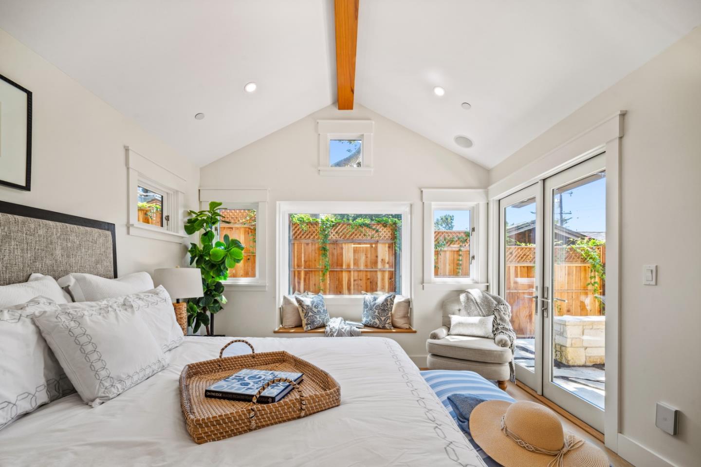 Detail Gallery Image 22 of 46 For 0 Lincoln 3 Ne of 5th St, Carmel,  CA 93923 - 3 Beds | 2/1 Baths