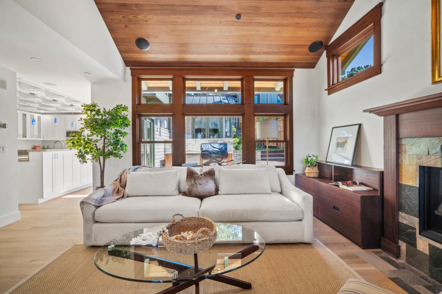 Detail Gallery Image 5 of 46 For 0 Lincoln 3 Ne of 5th St, Carmel,  CA 93923 - 3 Beds | 2/1 Baths