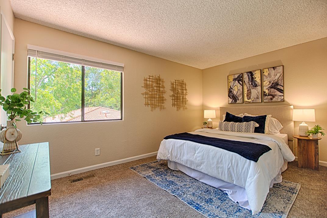Detail Gallery Image 15 of 27 For 168 Peach Ter, Santa Cruz,  CA 95060 - 2 Beds | 1/1 Baths