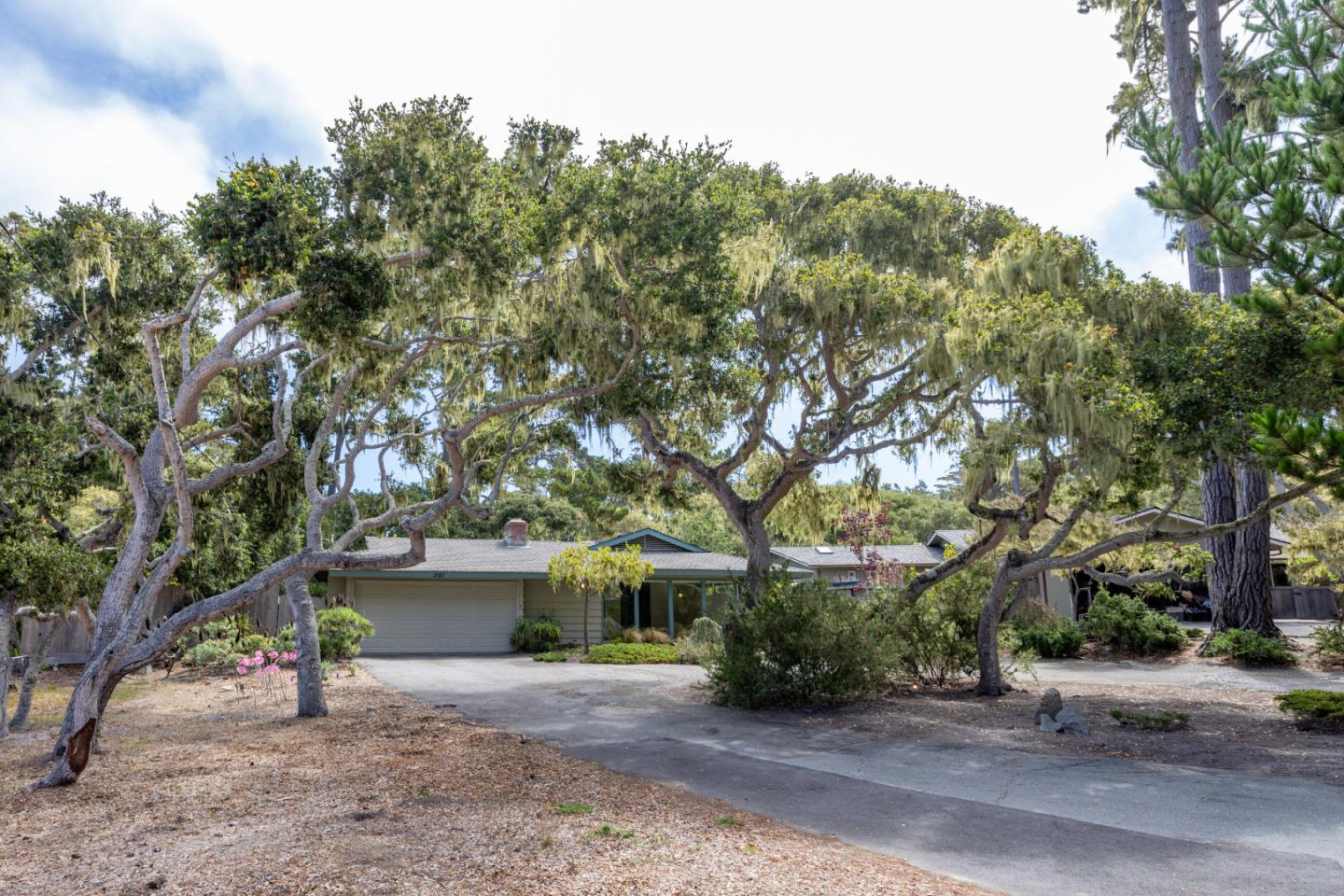 Detail Gallery Image 31 of 31 For 1151 Arrowhead Rd, Pebble Beach,  CA 93953 - 3 Beds | 2 Baths