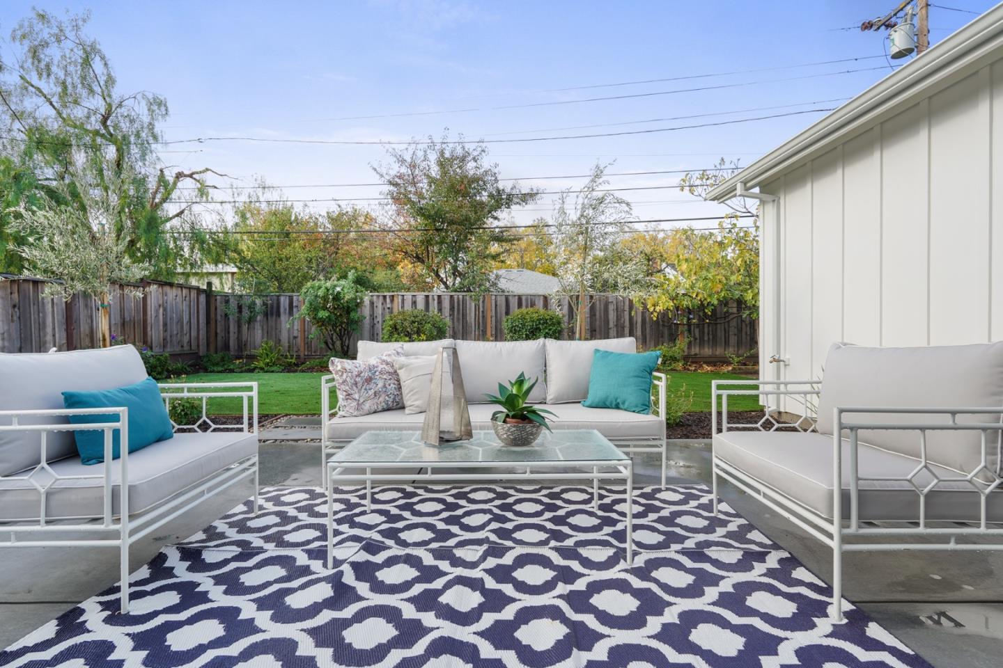 Detail Gallery Image 17 of 20 For 1642 Anamor St, Redwood City,  CA 94061 - 4 Beds | 2/1 Baths