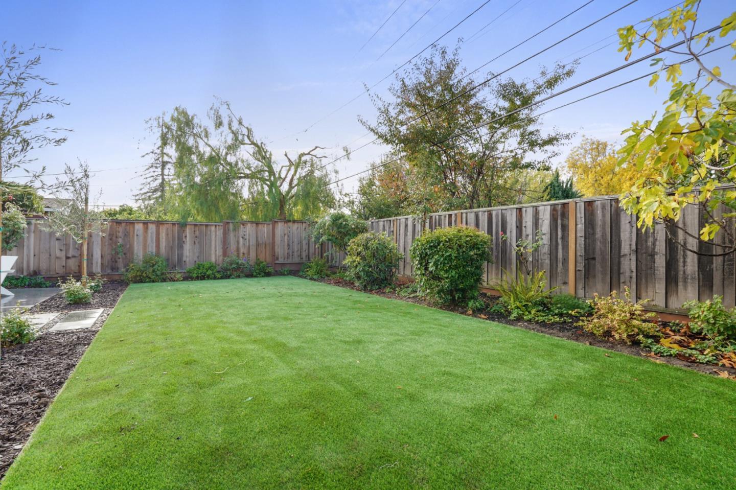 Detail Gallery Image 19 of 20 For 1642 Anamor St, Redwood City,  CA 94061 - 4 Beds | 2/1 Baths