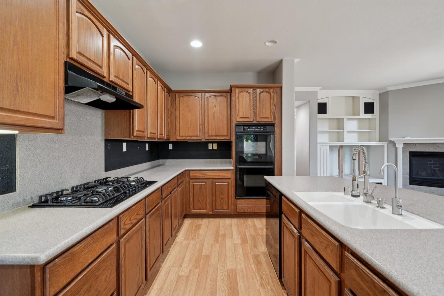 Detail Gallery Image 14 of 28 For 1709 Jessica Ln, Roseville,  CA 95747 - 3 Beds | 2 Baths