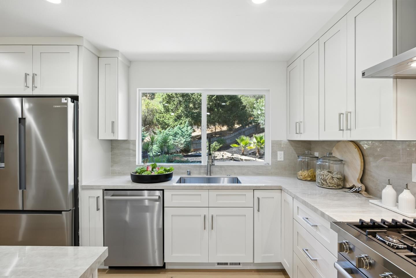 Detail Gallery Image 10 of 49 For 1426 Montego Dr, San Jose,  CA 95120 - 4 Beds | 2/1 Baths