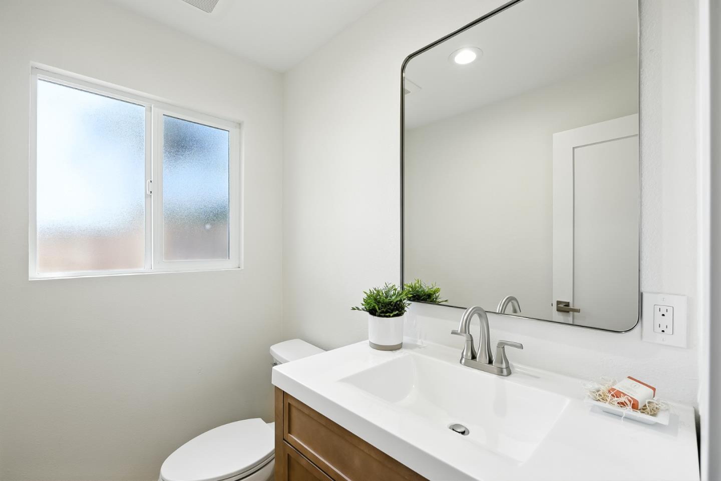 Detail Gallery Image 20 of 49 For 1426 Montego Dr, San Jose,  CA 95120 - 4 Beds | 2/1 Baths
