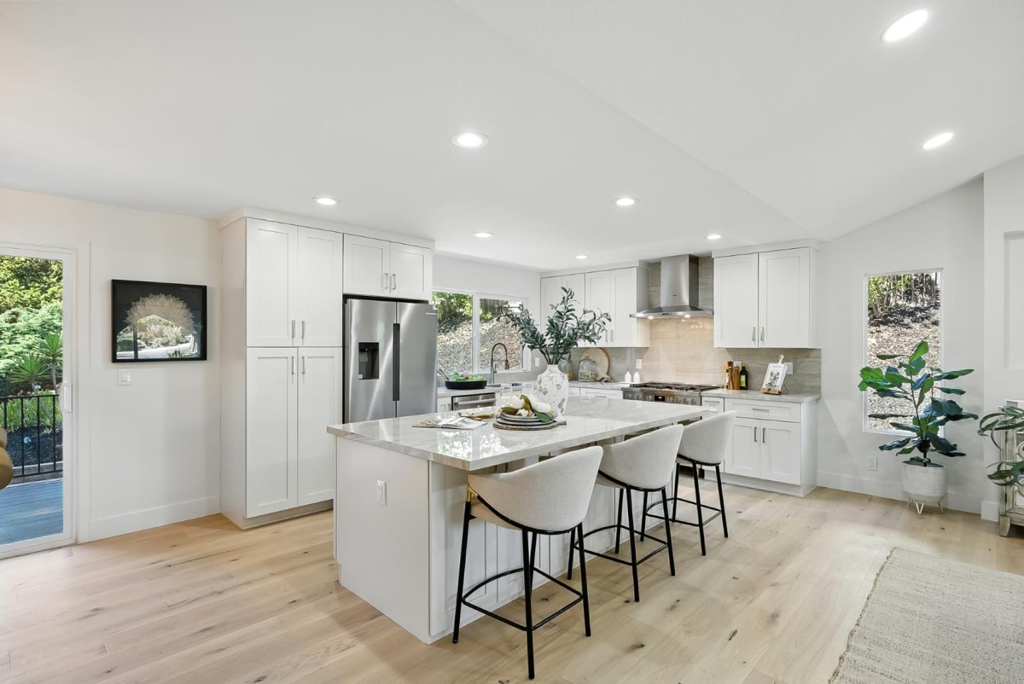 Detail Gallery Image 6 of 49 For 1426 Montego Dr, San Jose,  CA 95120 - 4 Beds | 2/1 Baths