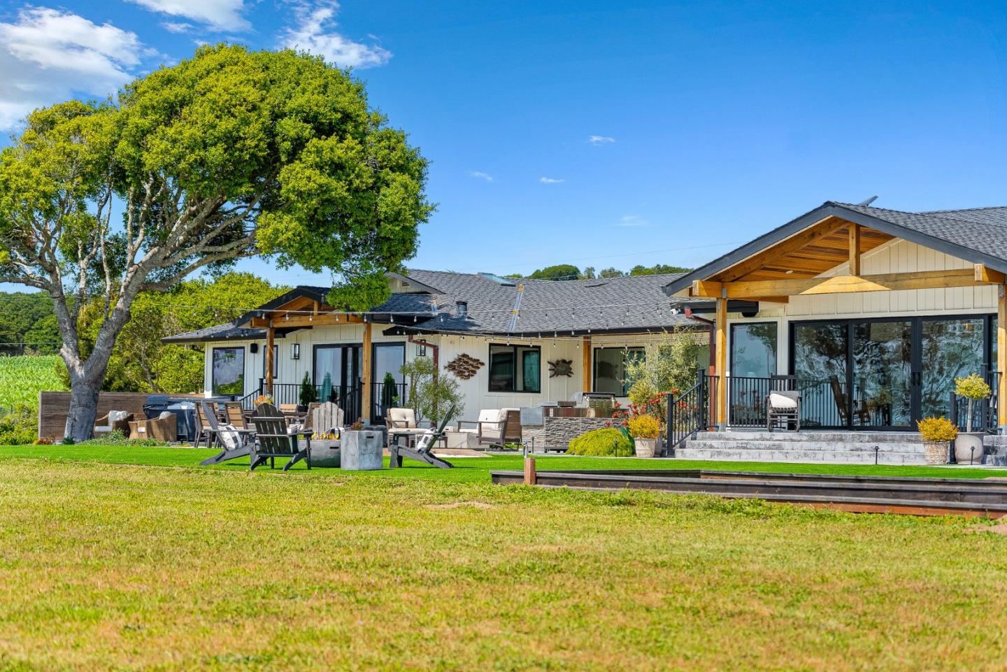 Detail Gallery Image 16 of 99 For 145 Coy Dr, La Selva Beach,  CA 95076 - 4 Beds | 3/1 Baths