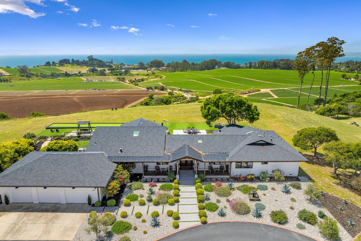 Detail Gallery Image 2 of 99 For 145 Coy Dr, La Selva Beach,  CA 95076 - 4 Beds | 3/1 Baths