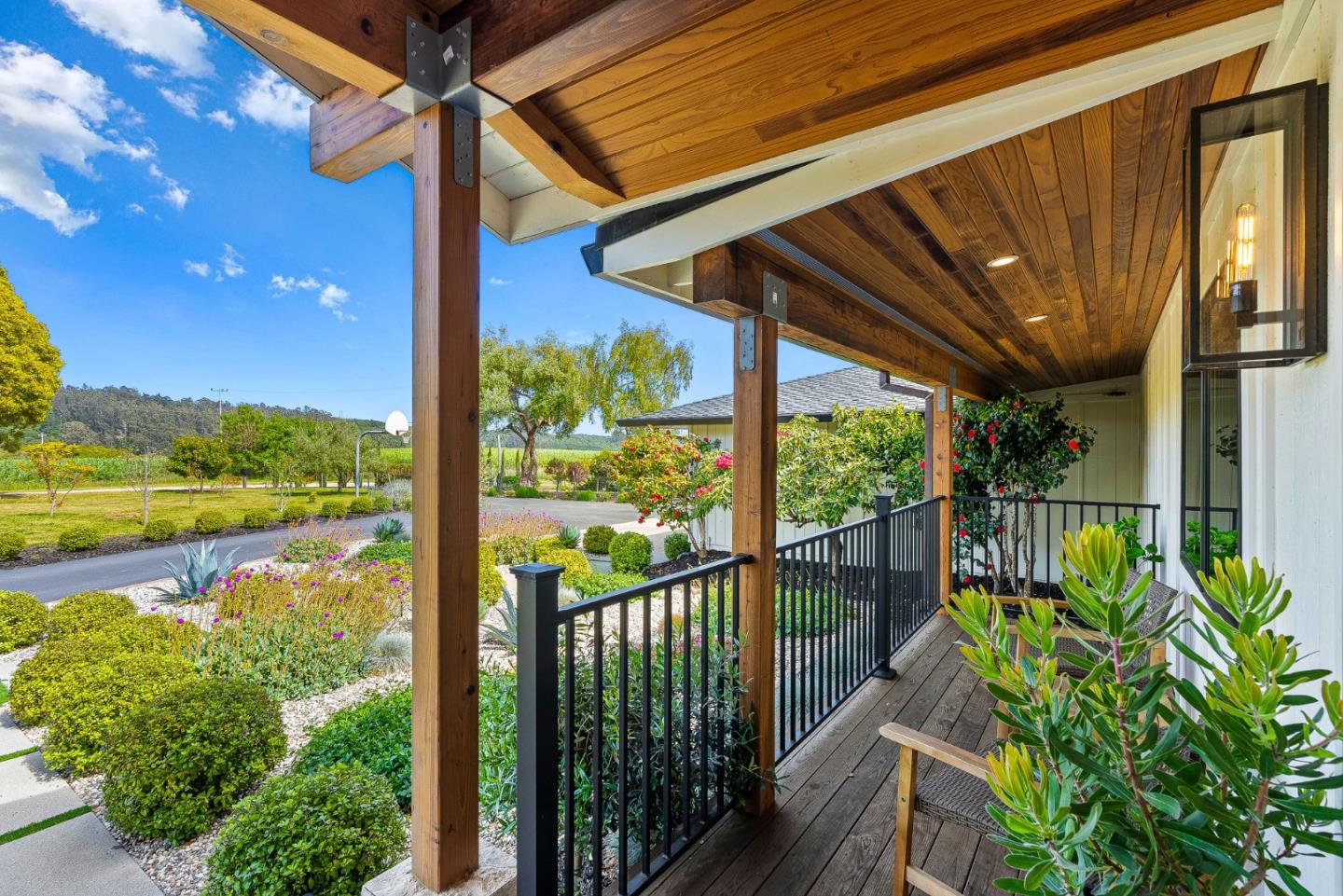 Detail Gallery Image 7 of 99 For 145 Coy Dr, La Selva Beach,  CA 95076 - 4 Beds | 3/1 Baths