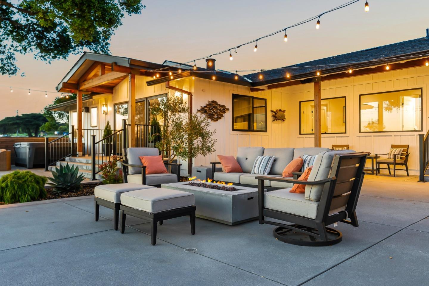 Detail Gallery Image 78 of 99 For 145 Coy Dr, La Selva Beach,  CA 95076 - 4 Beds | 3/1 Baths
