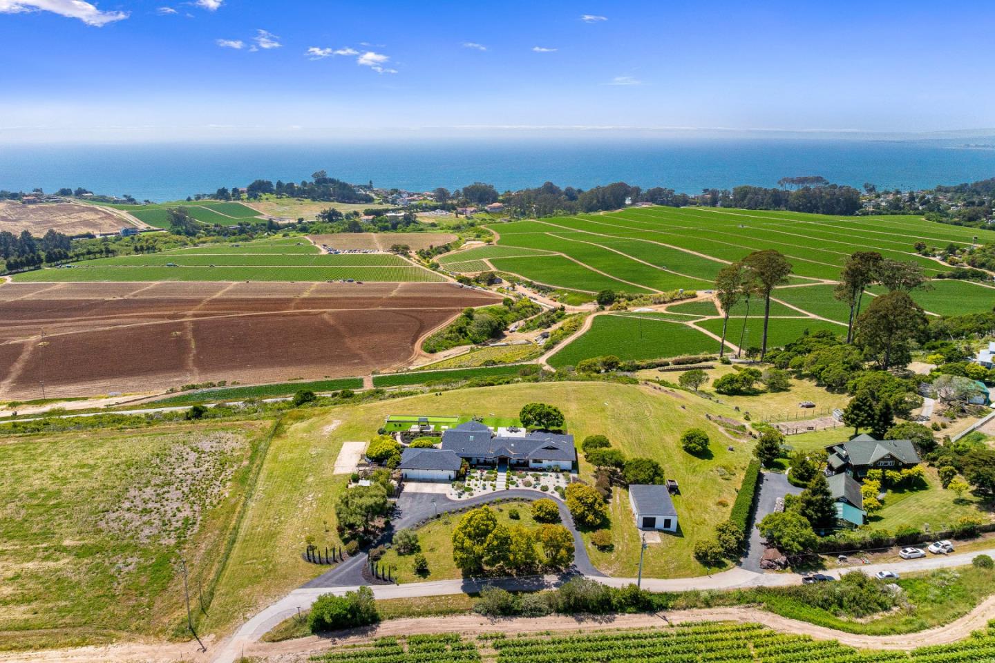 Detail Gallery Image 86 of 99 For 145 Coy Dr, La Selva Beach,  CA 95076 - 4 Beds | 3/1 Baths