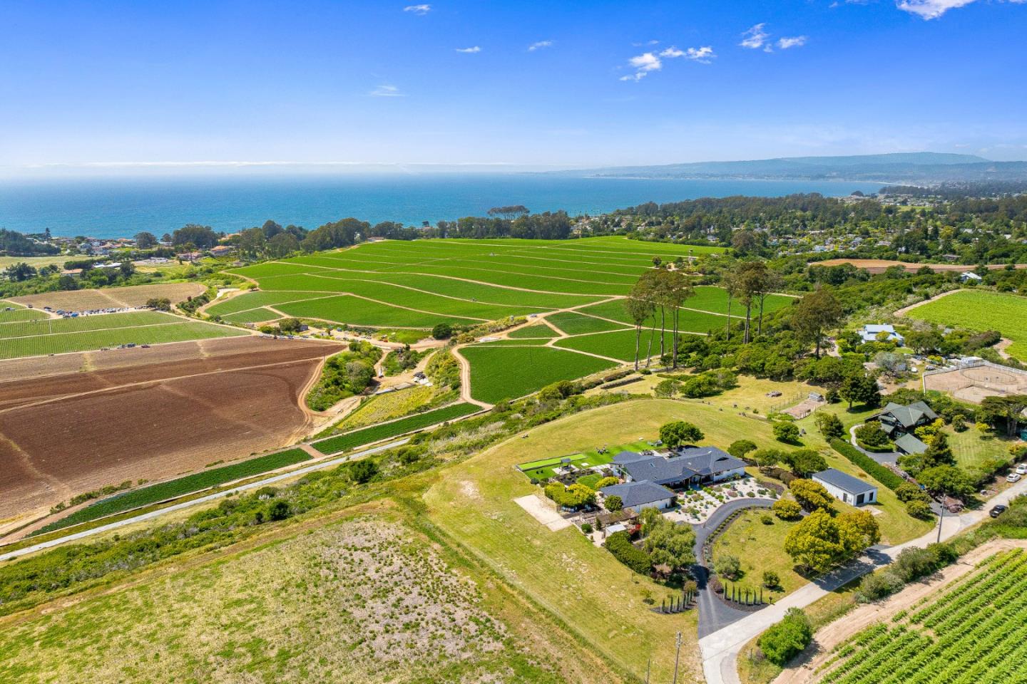 Detail Gallery Image 87 of 99 For 145 Coy Dr, La Selva Beach,  CA 95076 - 4 Beds | 3/1 Baths