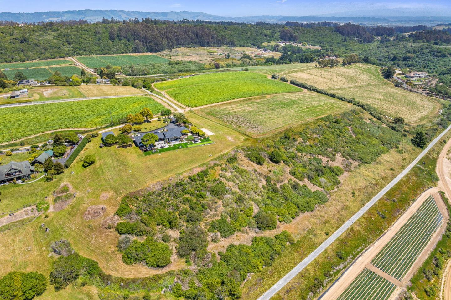 Detail Gallery Image 91 of 99 For 145 Coy Dr, La Selva Beach,  CA 95076 - 4 Beds | 3/1 Baths