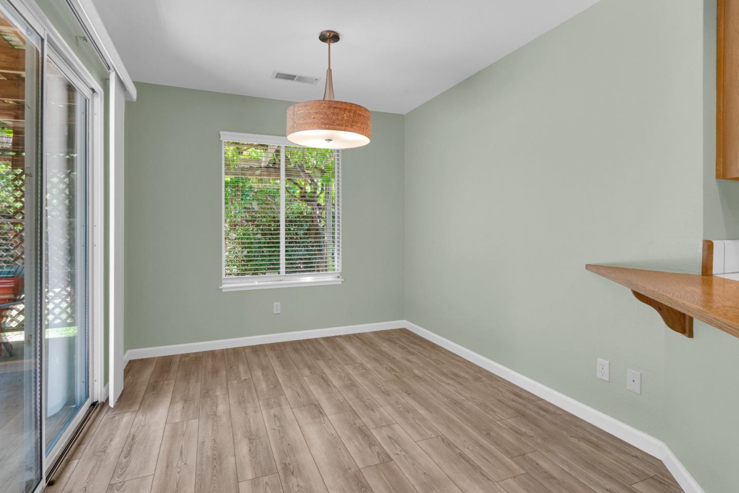 Detail Gallery Image 11 of 26 For 309 Windsor Ct, King City,  CA 93930 - 3 Beds | 2 Baths