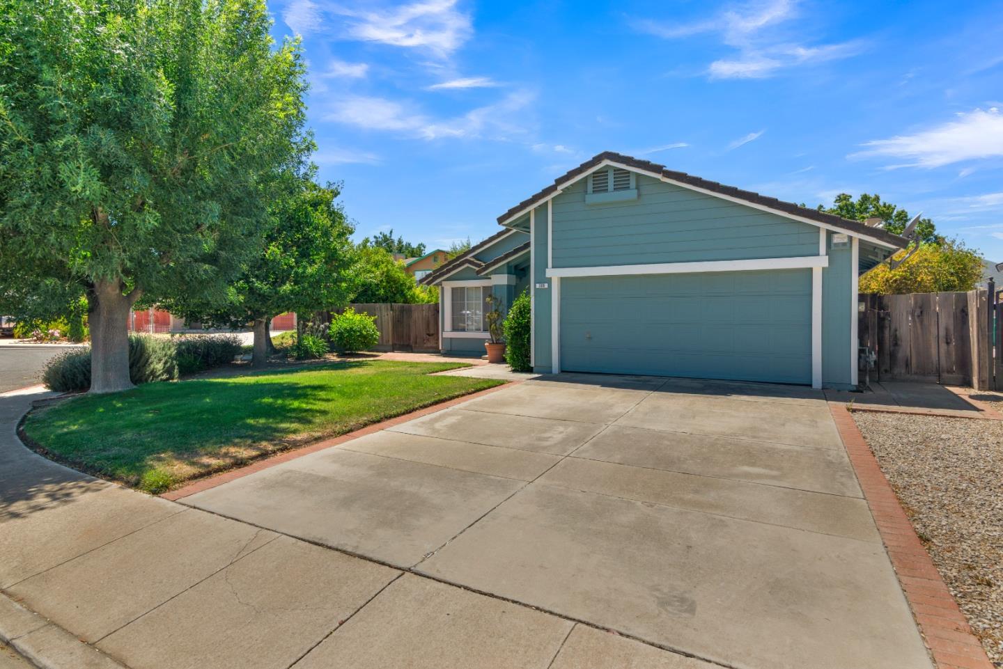 Detail Gallery Image 3 of 26 For 309 Windsor Ct, King City,  CA 93930 - 3 Beds | 2 Baths