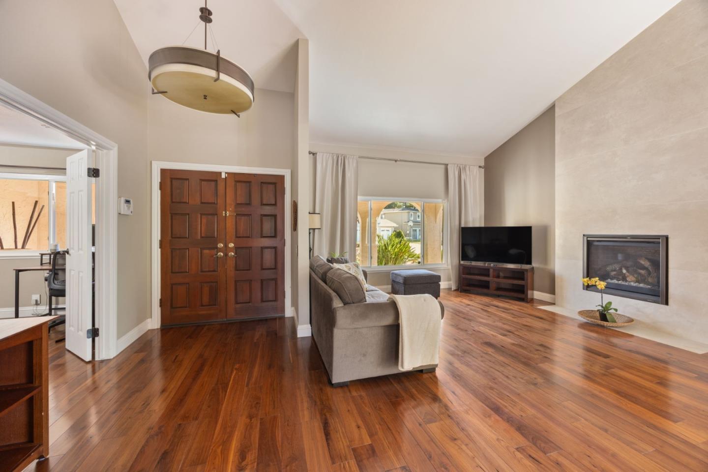 Detail Gallery Image 3 of 27 For 1563 Dorcey Ln, San Jose,  CA 95120 - 4 Beds | 2 Baths