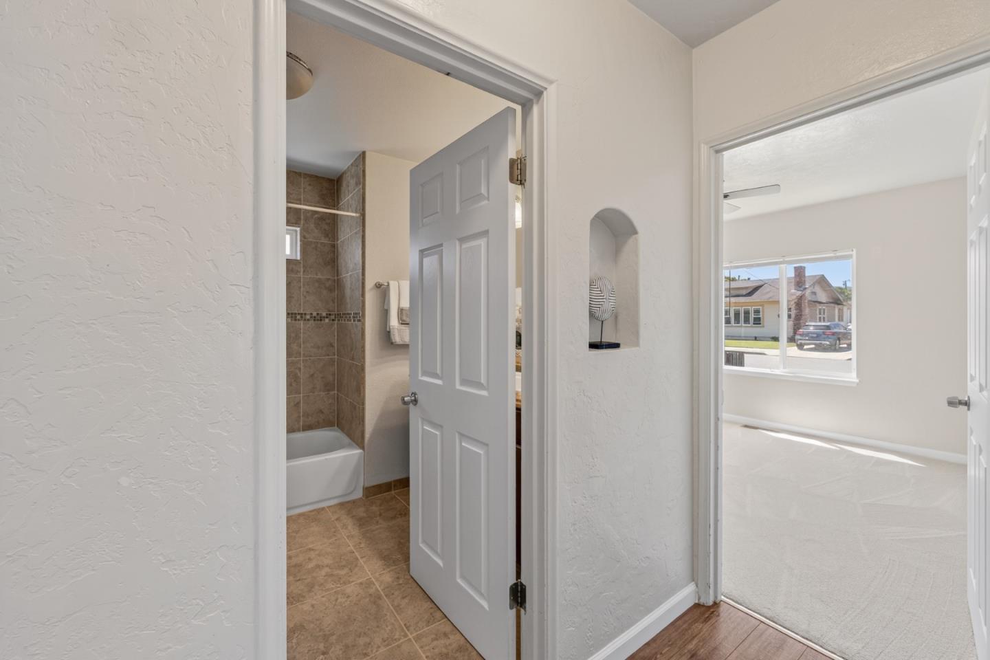 Detail Gallery Image 20 of 43 For 143 Katherine Ave, Salinas,  CA 93901 - 3 Beds | 1 Baths