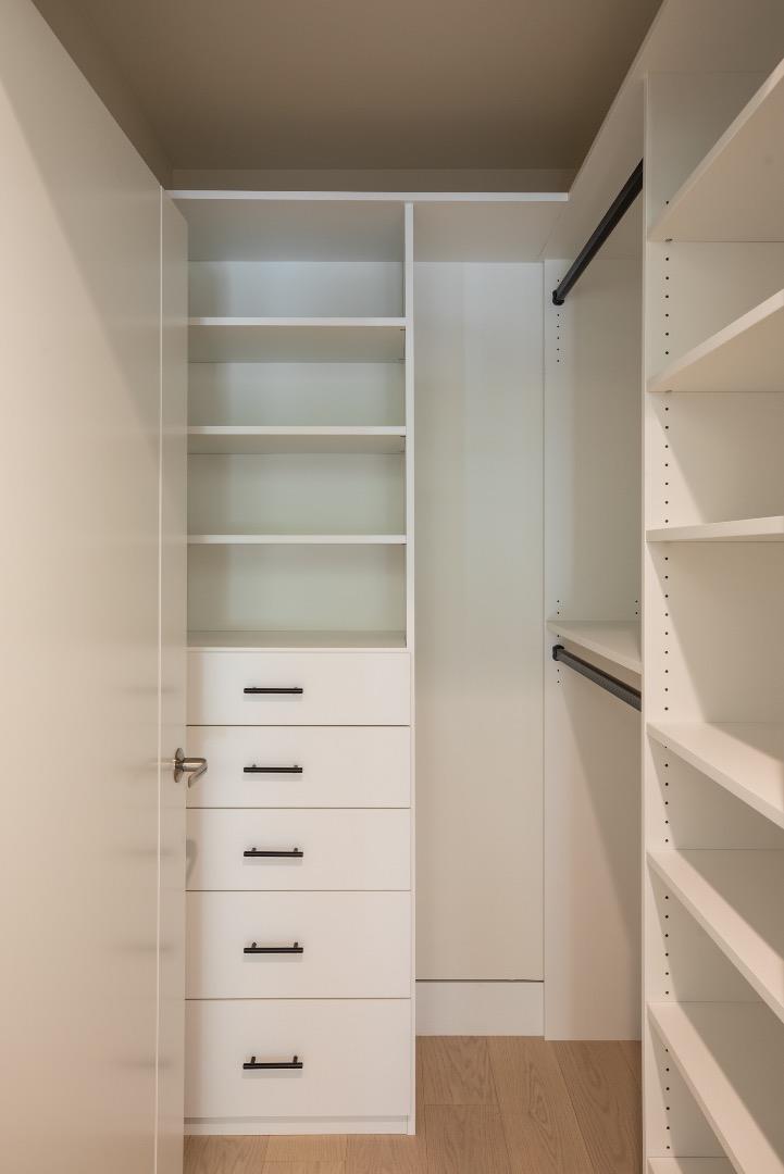 Detail Gallery Image 49 of 84 For 596 Franklin St, Mountain View,  CA 94041 - 6 Beds | 4/3 Baths