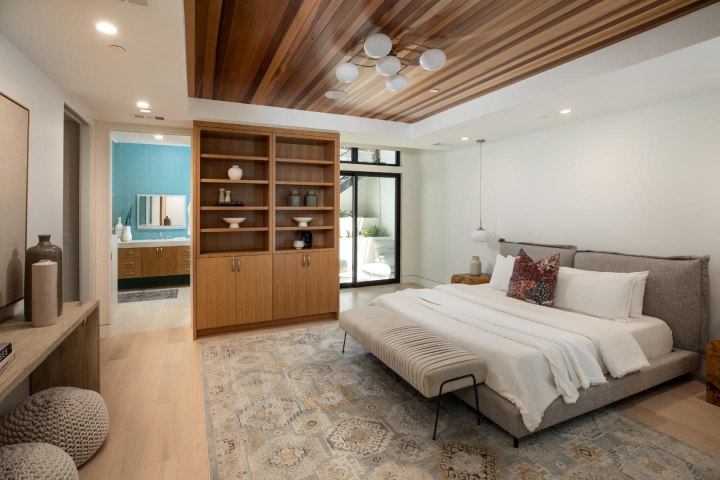 Detail Gallery Image 53 of 84 For 596 Franklin St, Mountain View,  CA 94041 - 6 Beds | 4/3 Baths