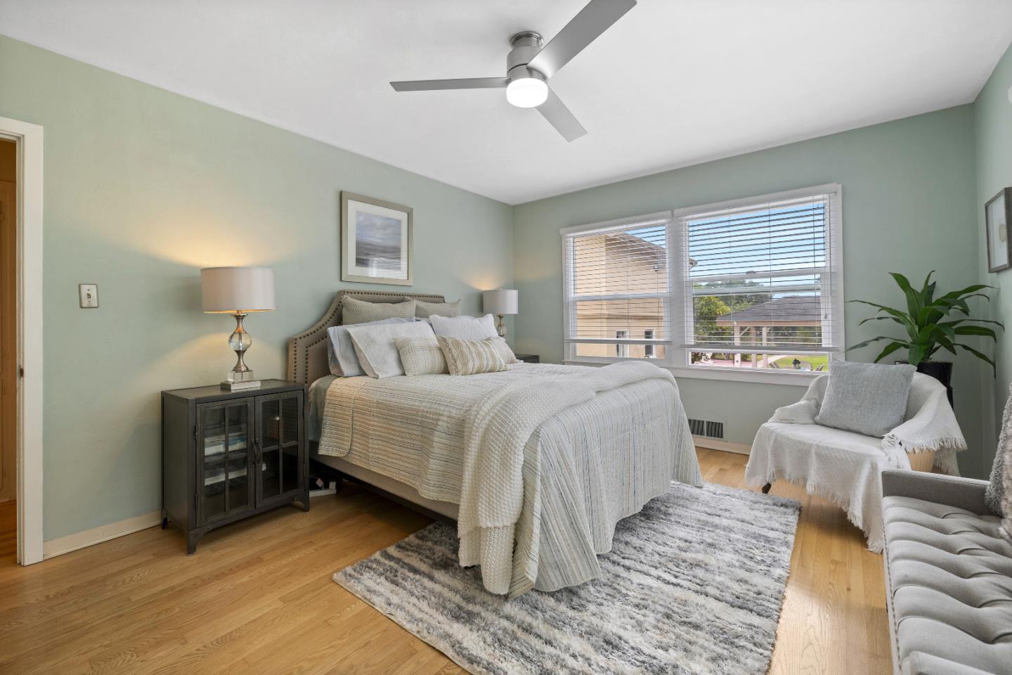 Detail Gallery Image 16 of 36 For 233 Rigg St, Santa Cruz,  CA 95060 - 3 Beds | 2/1 Baths
