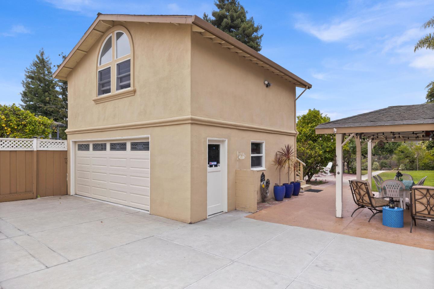 Detail Gallery Image 25 of 36 For 233 Rigg St, Santa Cruz,  CA 95060 - 3 Beds | 2/1 Baths