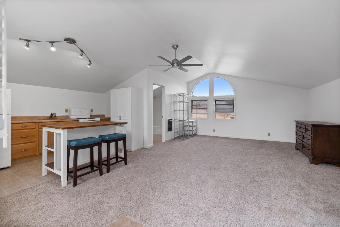 Detail Gallery Image 27 of 36 For 233 Rigg St, Santa Cruz,  CA 95060 - 3 Beds | 2/1 Baths