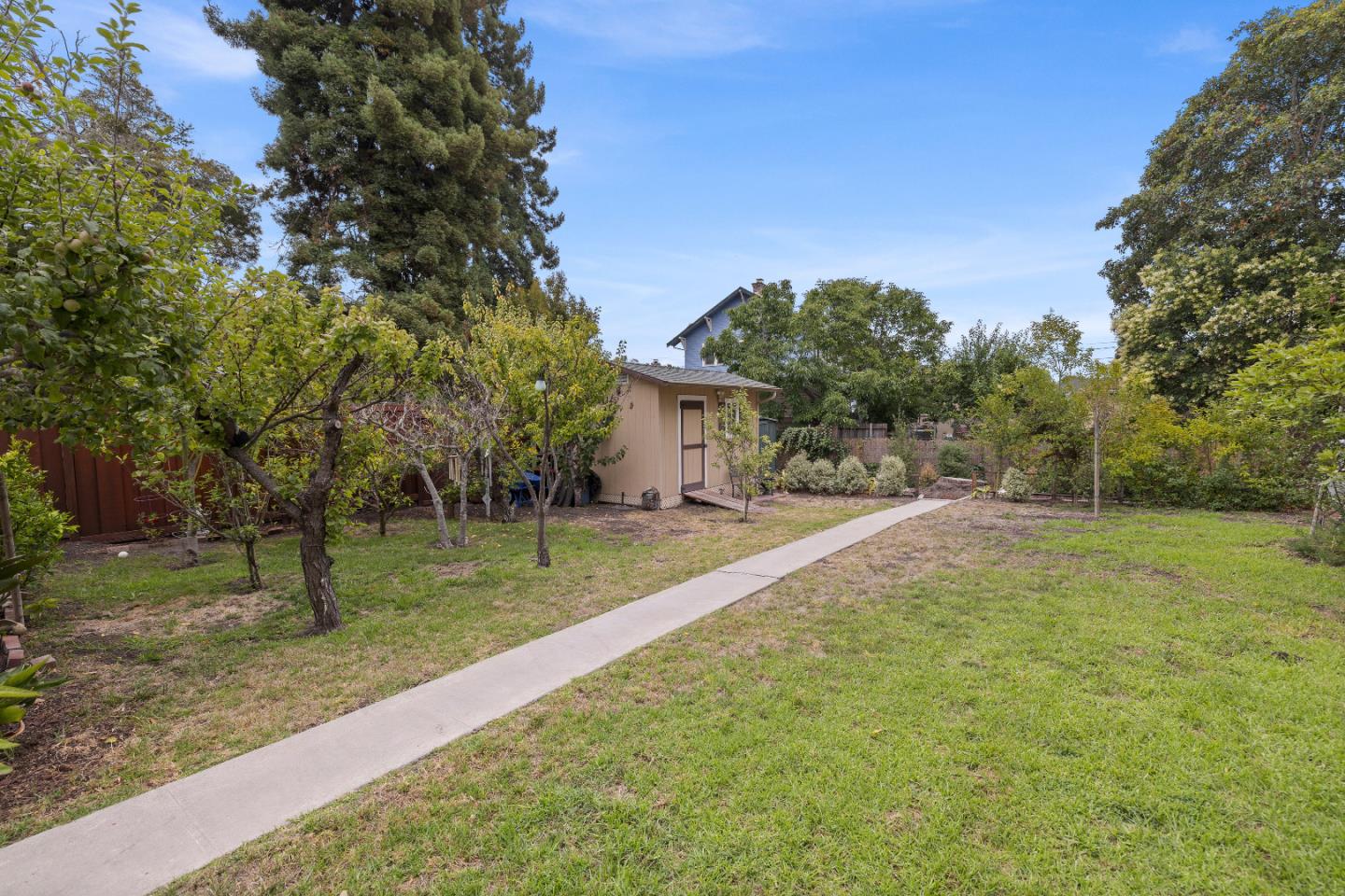 Detail Gallery Image 35 of 36 For 233 Rigg St, Santa Cruz,  CA 95060 - 3 Beds | 2/1 Baths