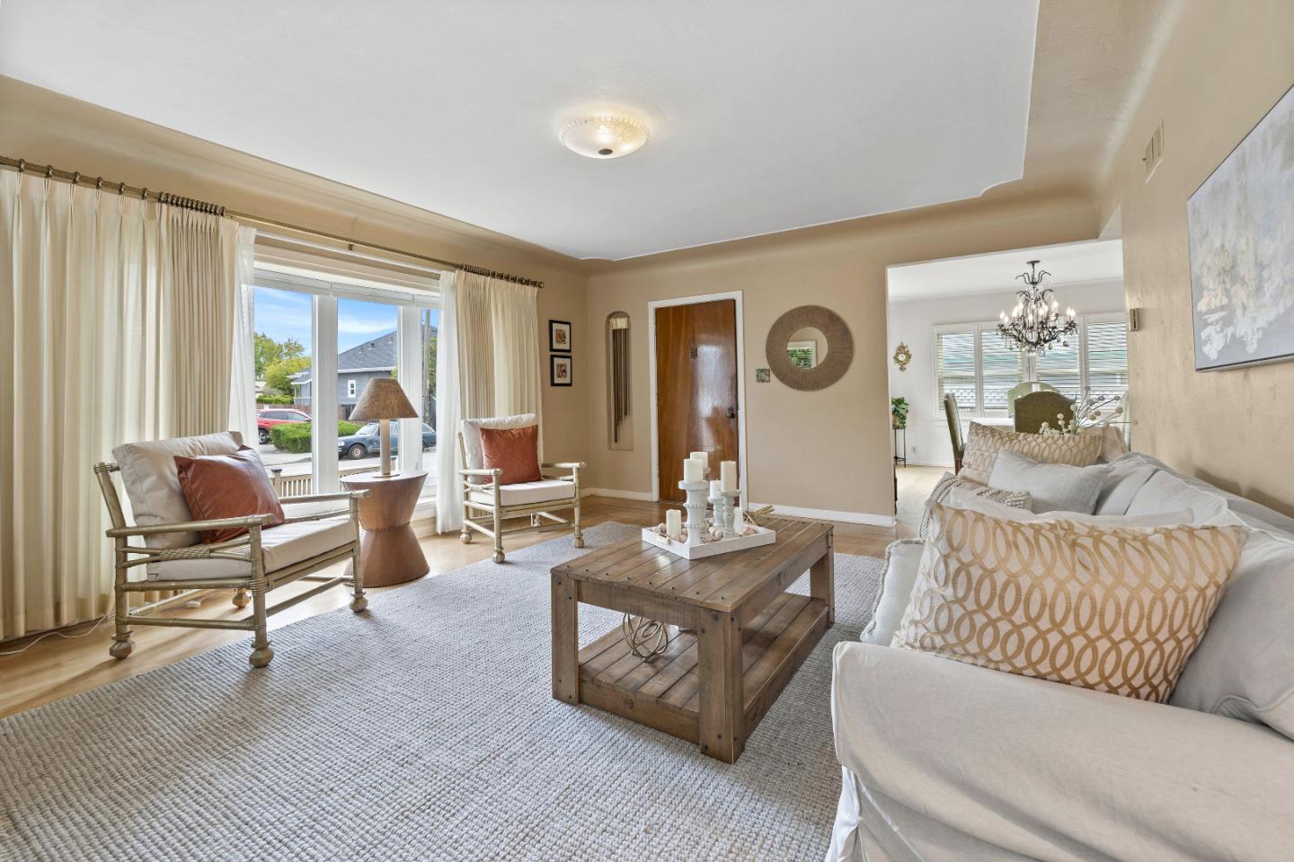 Detail Gallery Image 8 of 36 For 233 Rigg St, Santa Cruz,  CA 95060 - 3 Beds | 2/1 Baths