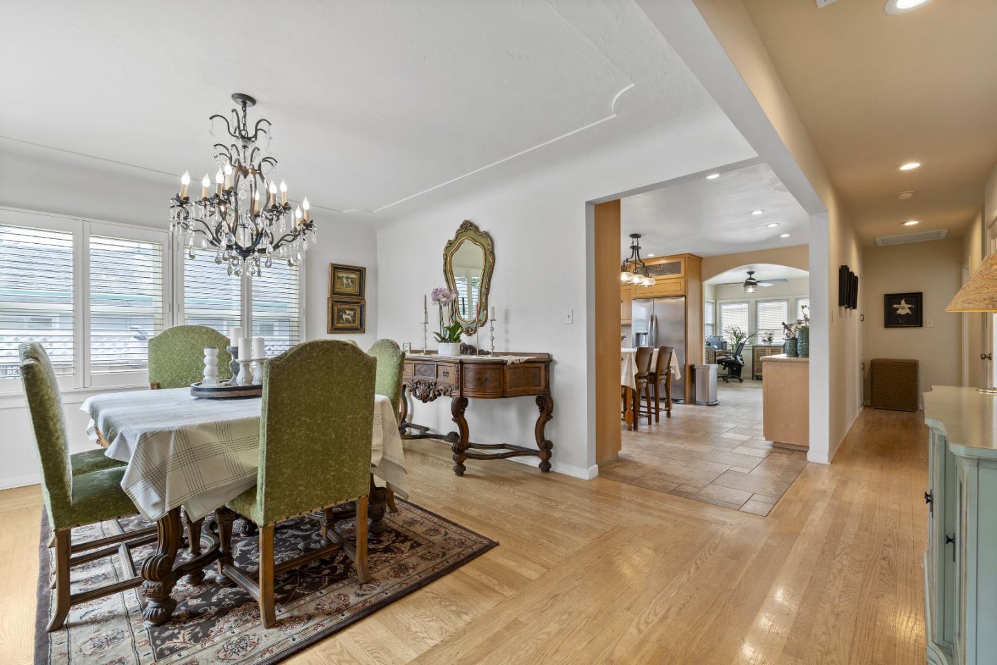 Detail Gallery Image 9 of 36 For 233 Rigg St, Santa Cruz,  CA 95060 - 3 Beds | 2/1 Baths