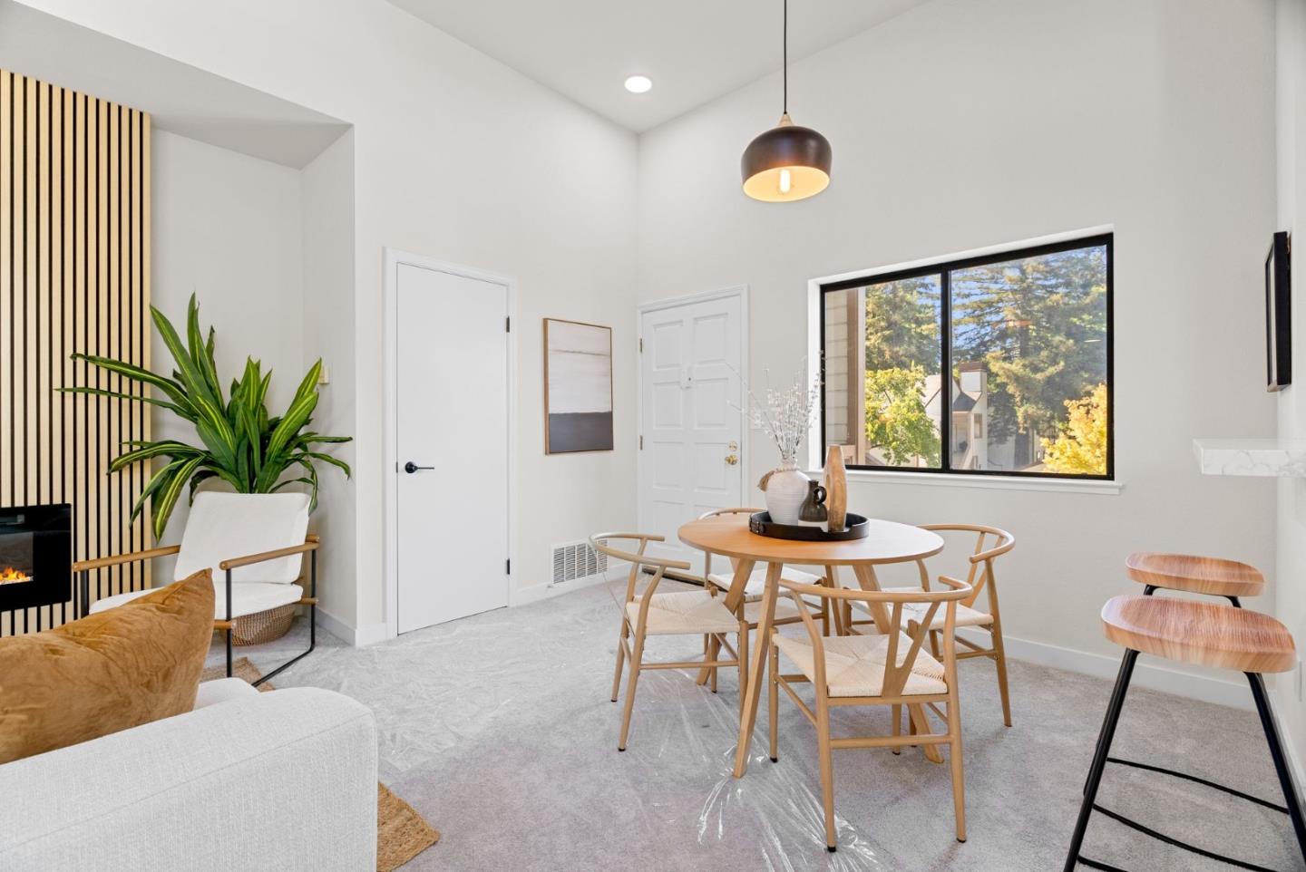 Detail Gallery Image 11 of 60 For 1441 Rocklin Ct, San Jose,  CA 95131 - 2 Beds | 1 Baths