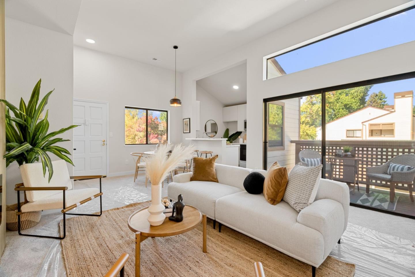 Detail Gallery Image 8 of 60 For 1441 Rocklin Ct, San Jose,  CA 95131 - 2 Beds | 1 Baths