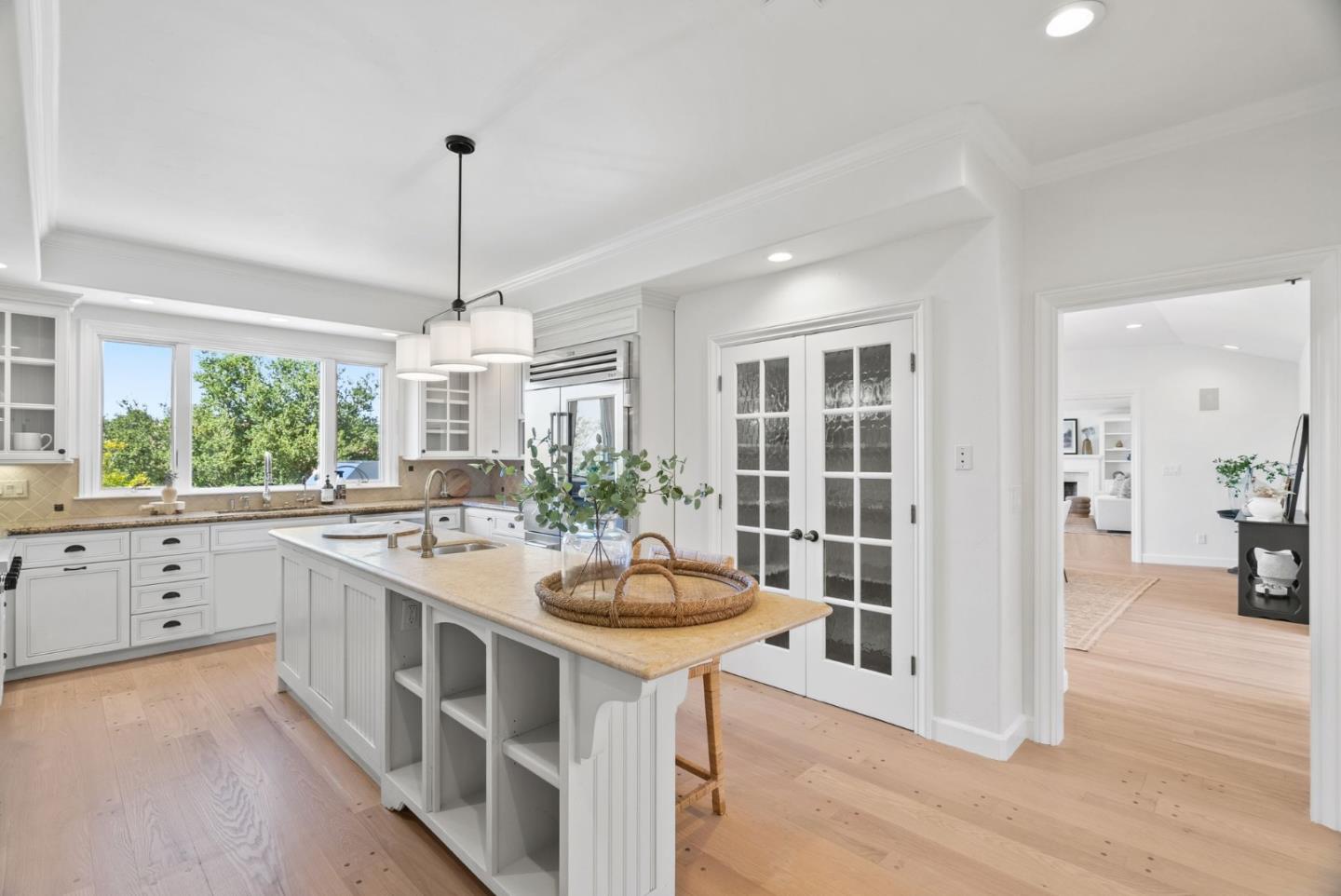 Detail Gallery Image 17 of 84 For 15651 Kennedy Rd, Los Gatos,  CA 95032 - 4 Beds | 4 Baths