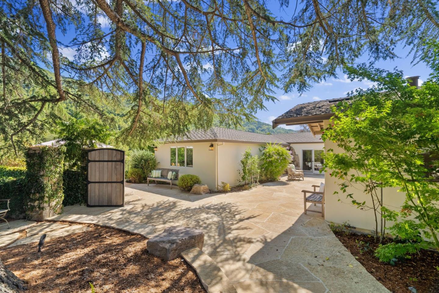 Detail Gallery Image 2 of 84 For 15651 Kennedy Rd, Los Gatos,  CA 95032 - 4 Beds | 4 Baths